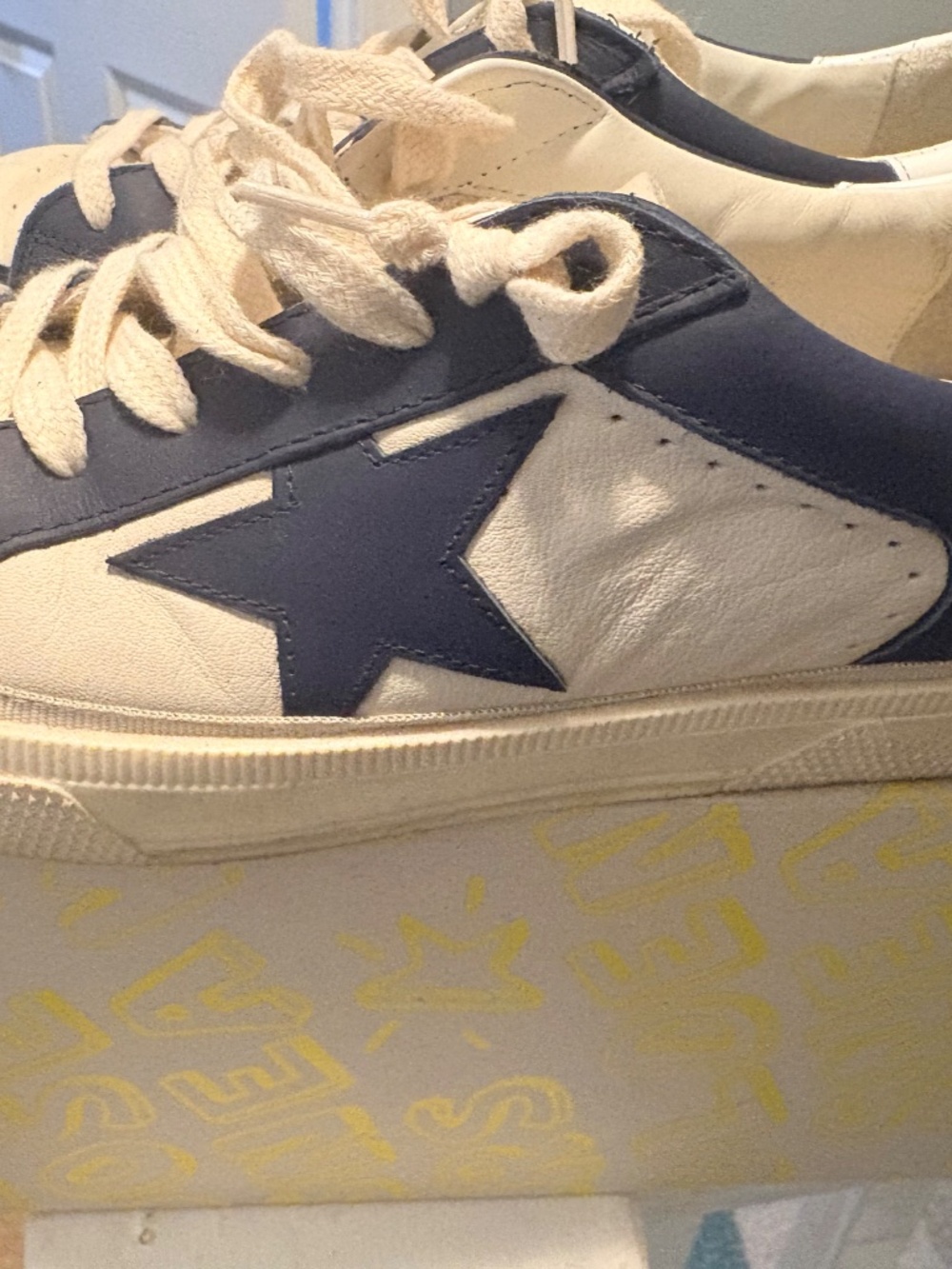 Golden Goose- Authentic - Picture 3 of 6